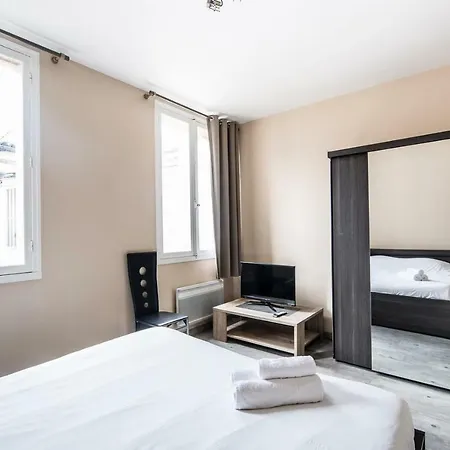 Richelieu Apartment *