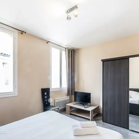 Richelieu Apartment *